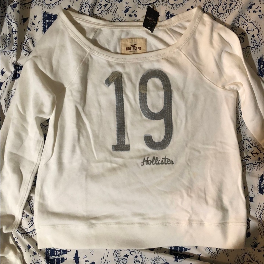 Hollister sweater